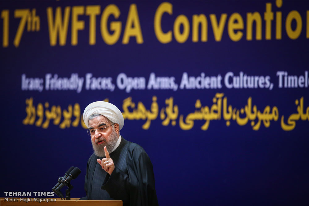 Rouhani: No time to build walls between nations