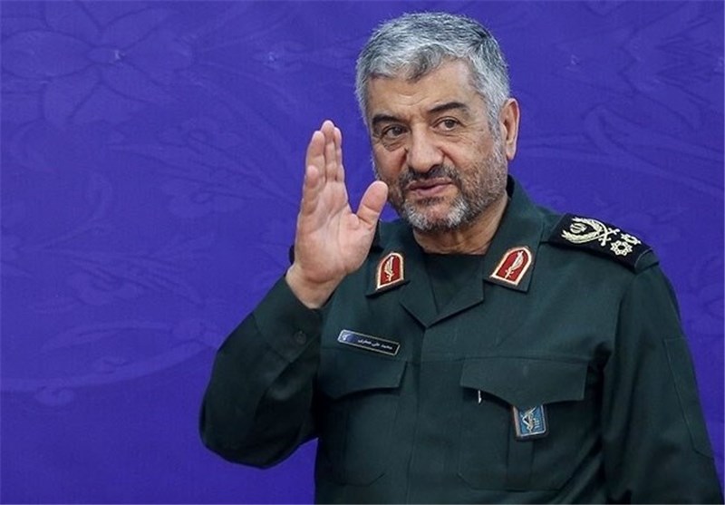 IRGC Commander Lauds Army, Vows Unity