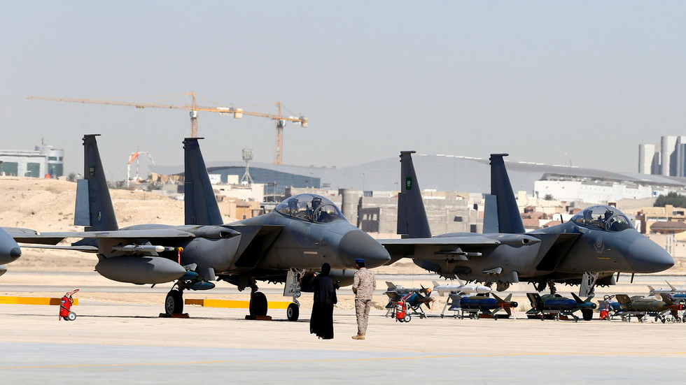 Pentagon ‘Correcting Accounting Error’: Bills Saudi, UAE for Refueling Warplanes in Yemen