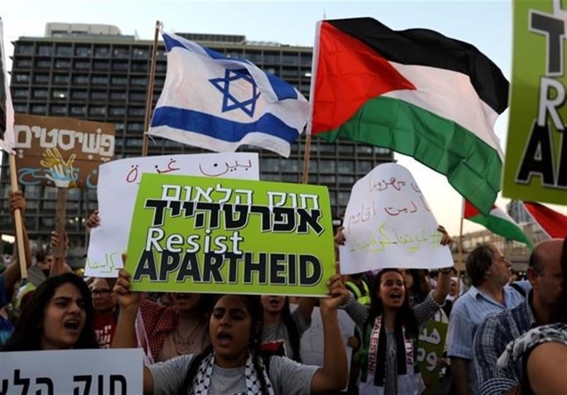 Tens of Thousands Protest in Tel Aviv against 'Nation-State Law'
