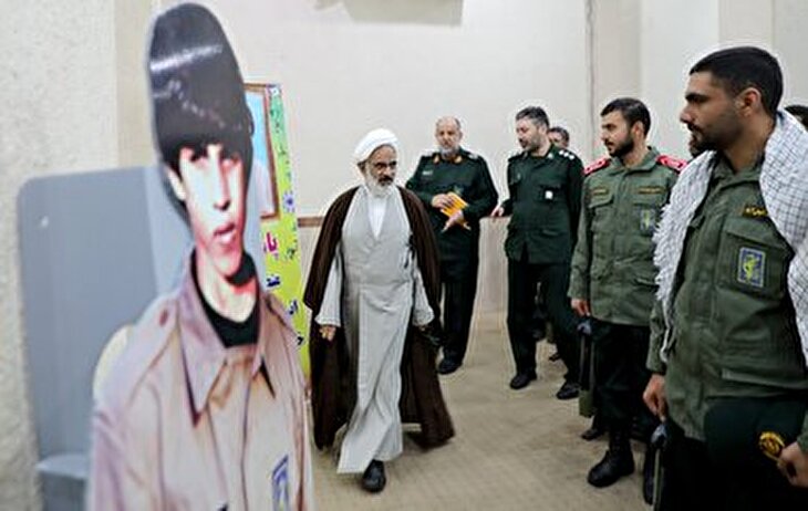 انقلاب اسلامی سنگرهای کلیدی دنیا را فتح خواهد کرد/ آینده انقلاب از گذشته آن روشن‌تر است