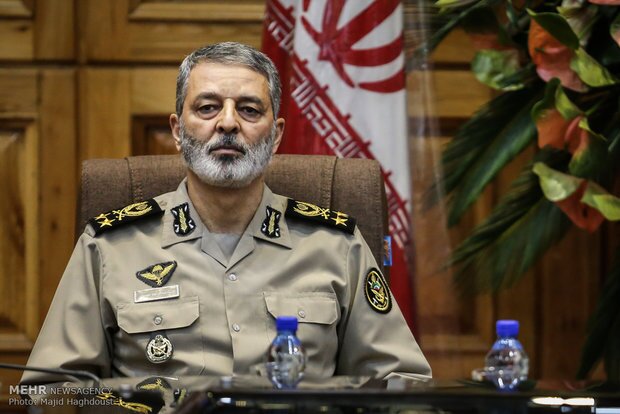 سرلشکر موسوی:
نیروهای مسلح به هرگونه تعدی دشمنان پاسخی طوفانی خواهند داد