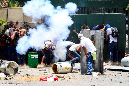 طی هفته های اخیر، تظاهرات اعتراضی ضد دولتی در پایتخت نیکاراگوئه دست کم ۹ کشته بر جای گذاشته است.

