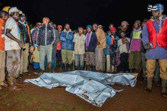 براثر سیل ناشی از شکستن سد در کنیا دست‌کم 47 نفر کشته شدند.