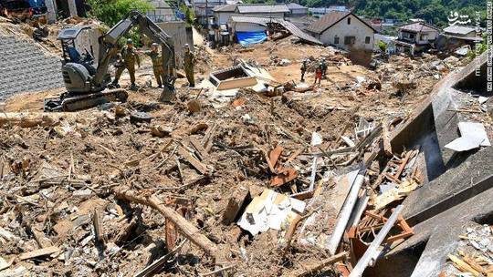 مقامات ویتنام اعلام کردند طوفان سان سین که از دریای چین جنوبی وارد شده است، حداقل 22 کشته و 26 زخمی برجای گذاشت و 12 نفر دیگر مفقود شده اند.  