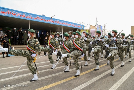 رژه روز ارتش جمهوری اسلامی - تبریز