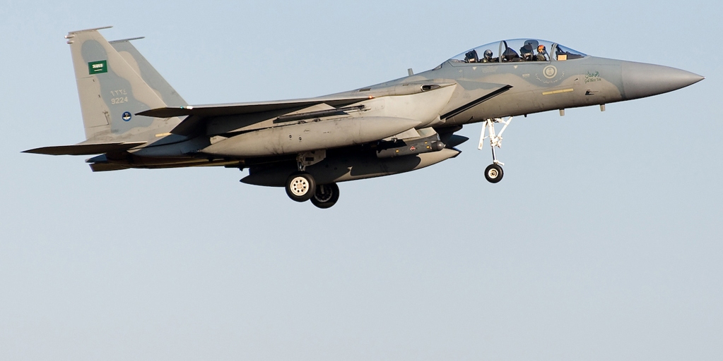 Yemeni Forces Shoot down F16 Jet in Najran