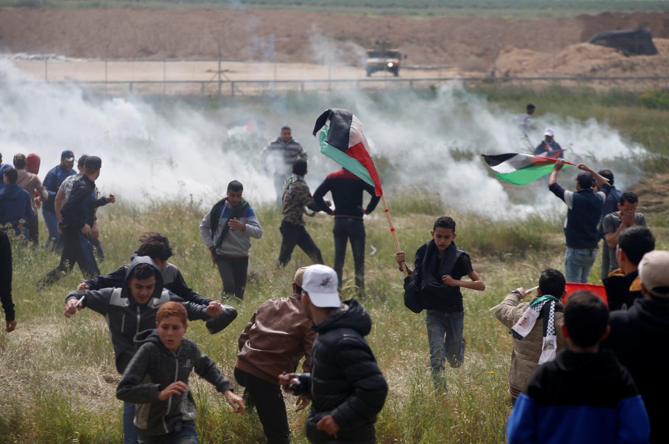 Zionist Occupation Forces Kill Palestinian, Injure Number of Others during Return Protests in Gaza