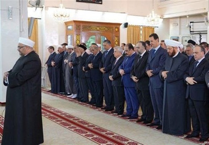 Syria President Celebrates Eid Al-Adha at Damascus Mosque