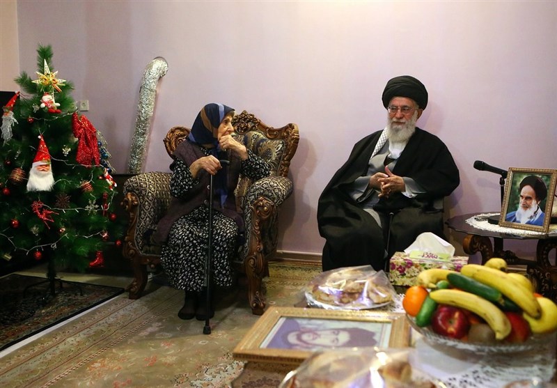 Imam Khamenei Pays Tribute to Jesus Christ on Christmas Eve