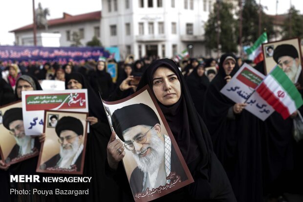 Iranians mark pro-Islamic Republic rallies