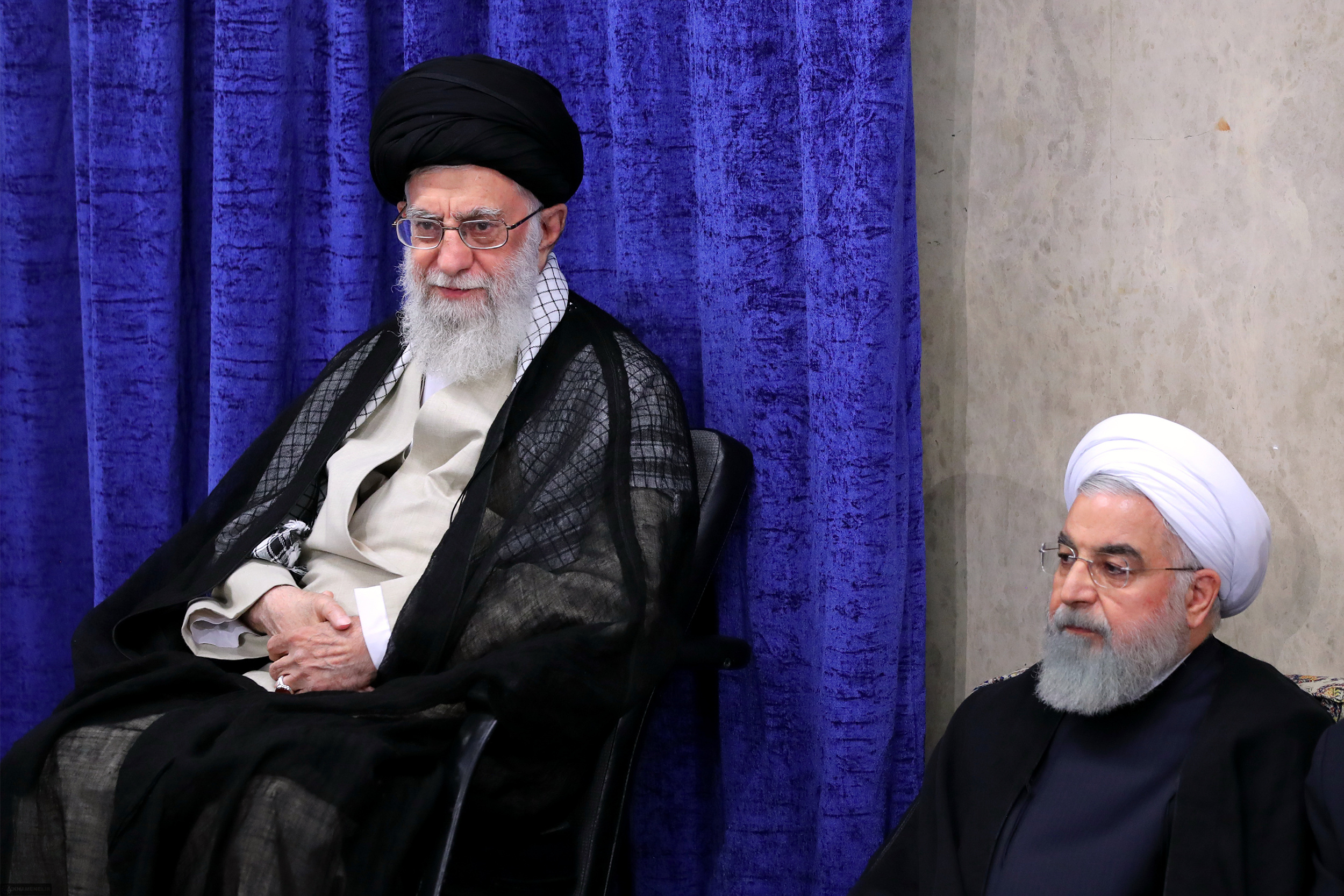 Neither a war will happen; nor will we negotiate: Imam Khamenei