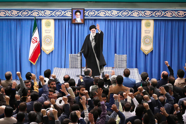 The Iranian nation's strong endurance in the face of this US monster amazes the world