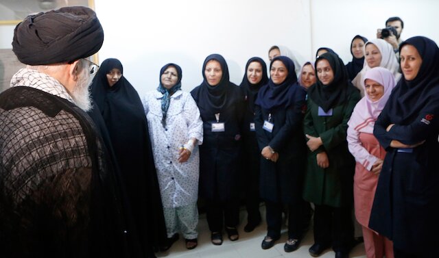 Imam Khamenei's thanks to the country’s medical and nursing community for fighting the Coronavirus