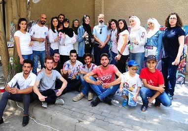 Draw Paintings on Sidewalk in Damascus