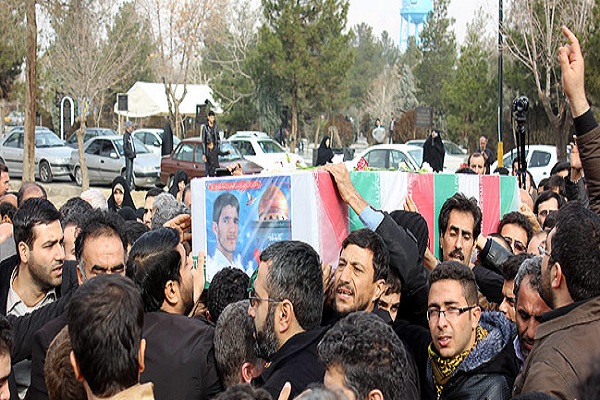 گزارش تصویری از خاکسپاری شهید محمد کامران