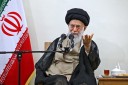 نطق ابلهانه‌ رئیس‌جمهور آمریکا نشان‌دهنده‌ این است که هم عصبانی‌اند، هم درمانده‌اند، هم از لحاظ فکری دچار مشکل و عقب‌ماندگی هستند