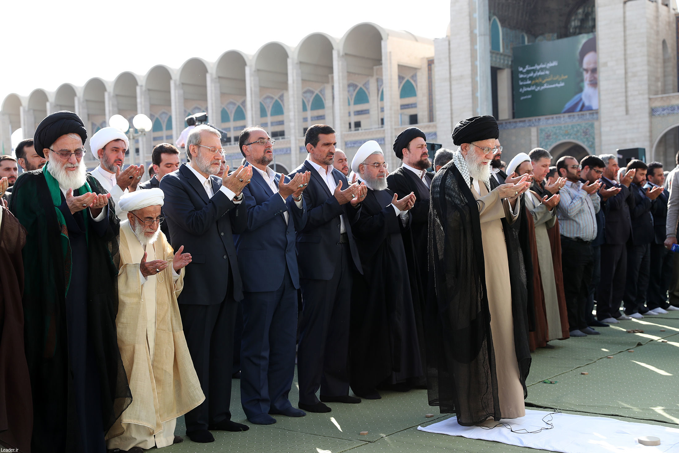 جزئیات اقامه نماز عید فطر به امامت رهبر انقلاب