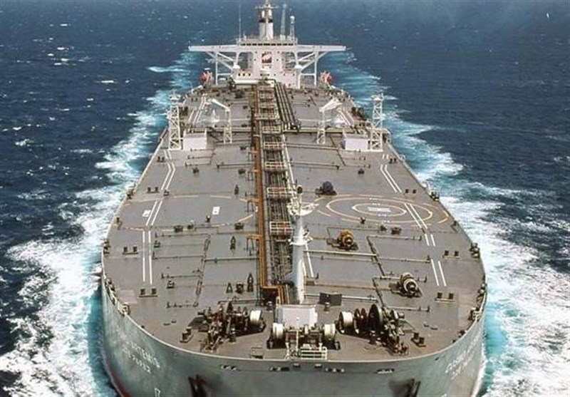 بلومبرگ: چین هفته‌ها بعد از تحریم‌های آمریکا همچنان از ایران نفت وارد می‌کند