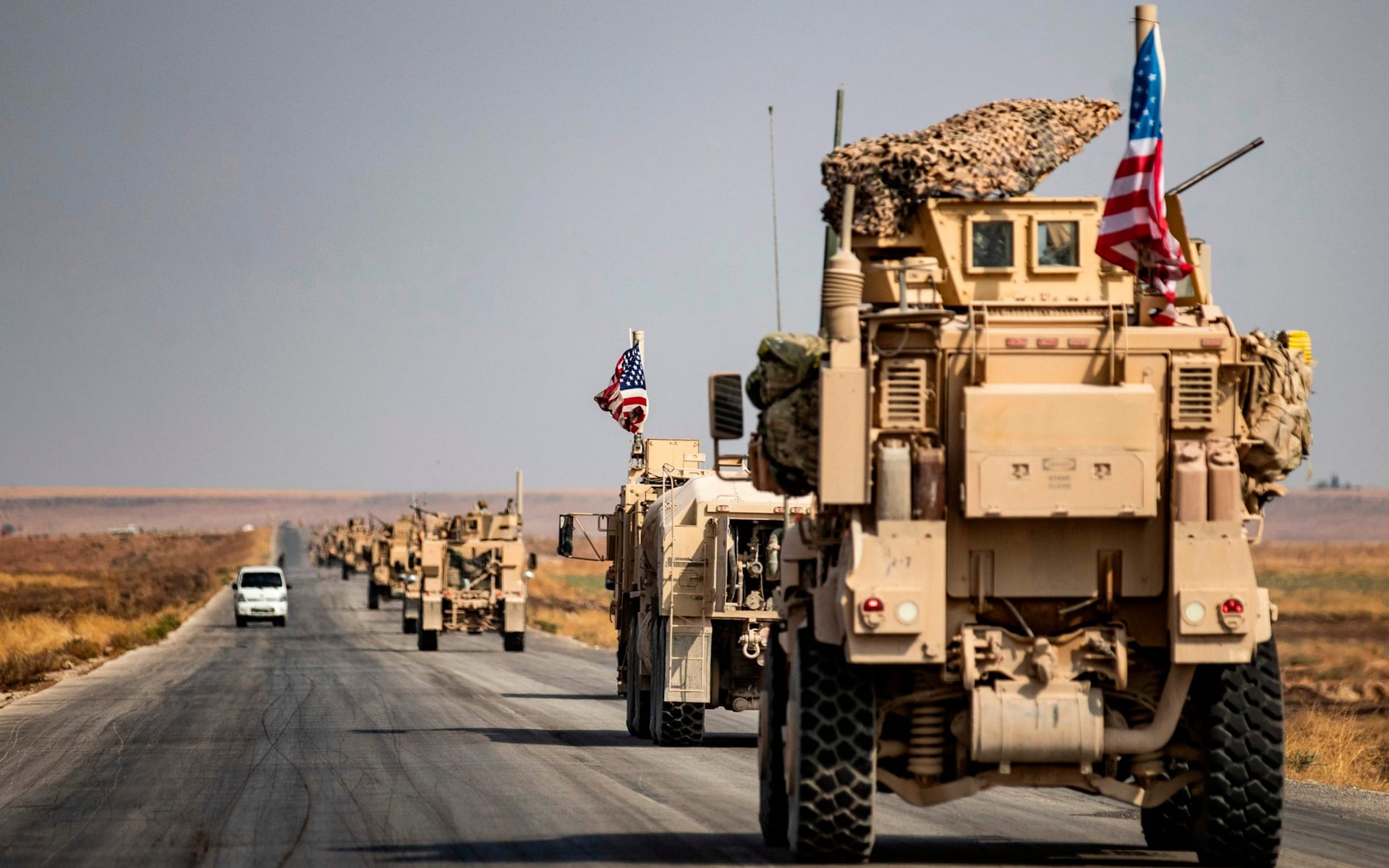 چرا آمریکا نظامیان خود را از سوریه به عراق می برد؟