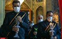 عکس | مراسم لاله گردانی شام شهادت حضرت شاهچراغ (ع)