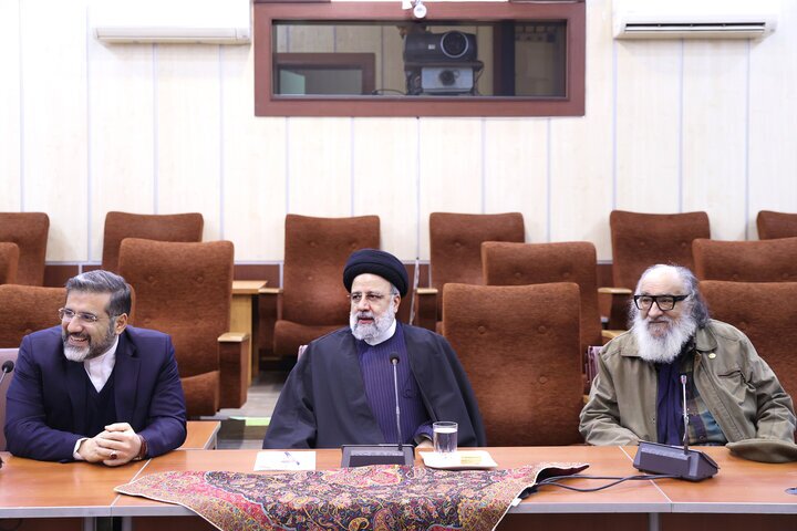 رییسی در دیدار دست‌اندرکاران جشنواره فیلم فجر:تمدن ایرانی اسلامی داشته‌های فرهنگی ارزشمندی برای عرضه دارد
