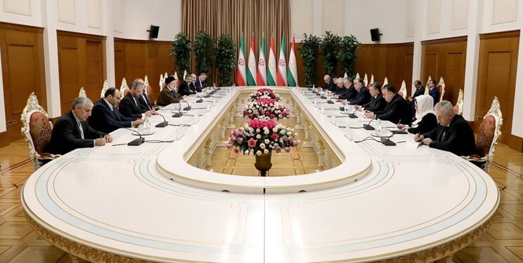 رئیسی در نشست هیات‌های ایران و تاجیکستان: افزایش همکاری‌های اقتصادی دوجانبه امکان‌پذیر است