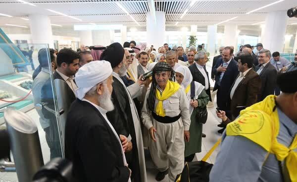 سعودی‌ها عمره‌گزاران ایرانی را با پرواز ایران‌ایر پذیرش کردند؛ حضور سفیر عربستان در فرودگاه امام