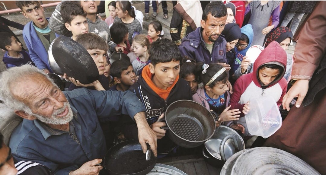برنامه جهانی غذا ارسال کمک‌ها به غزه از اسکله آمریکایی را متوقف کرد