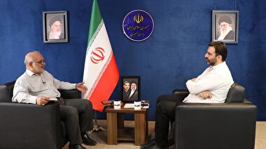پخش زنده 15 / گفت و گو با دکتر هادی محمدی کارشناس مسائل راهبردی