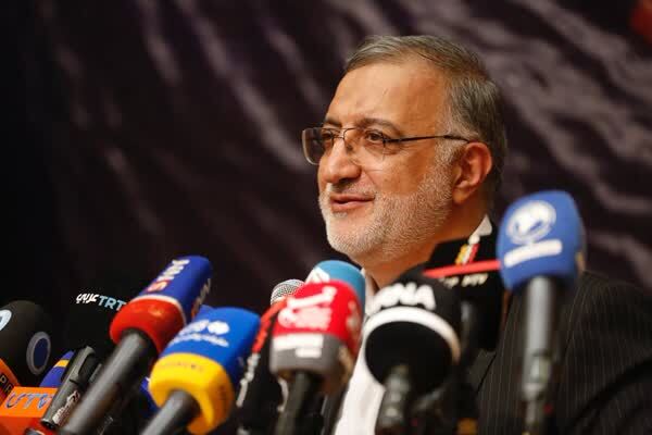زاکانی در دانشگاه تهران: قراردادهای نفتی و گازی که در زمان دولت اصلاحات بستند، فاجعه است