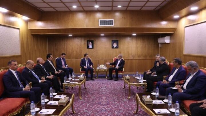 پزشکیان در دیدار با نخست‌وزیر عراق:ایران و عراق در سختی‌ها یار و حامی یکدیگر بوده‌اند