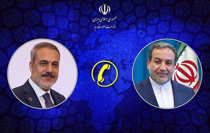 گفتگوی تلفنی وزرای خارجه جمهوری اسلامی ایران و ترکیه