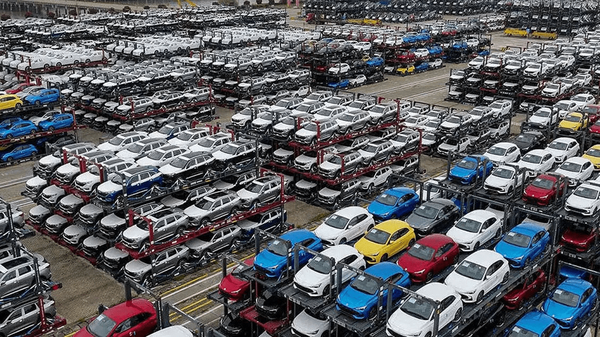 ضوابط واردات خودرو توسط ایرانیان خارج از کشور اعلام شد