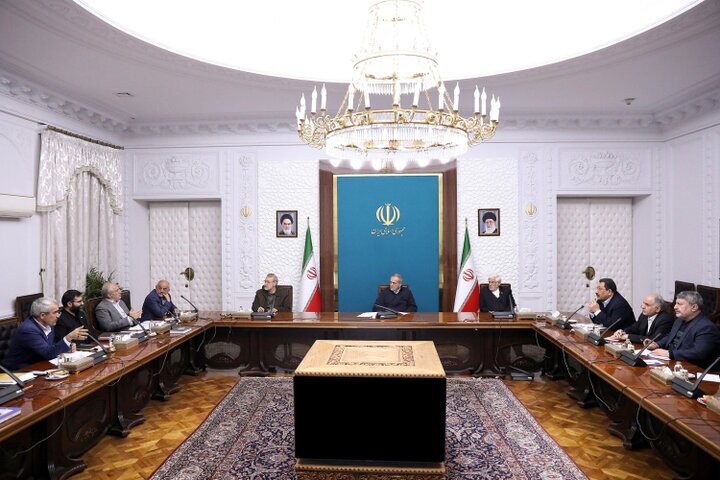 پزشکیان: رصد لحظه‌ای اجرای طرح اقتصادی تا ثبات کامل بازار ادامه یابد