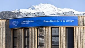 واکنش سفیر ایران به بیانیه مجمع داووس درباره عدم شرکت عراقچی