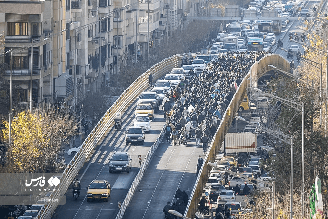 گزارش خبری از تجمع امروز خیابان لاله‌زار و مرکز تهران +عکس