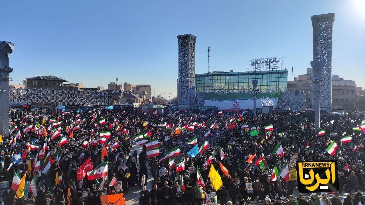 آغاز مراسم ۹ دی در میدان امام حسین(ع) تهران