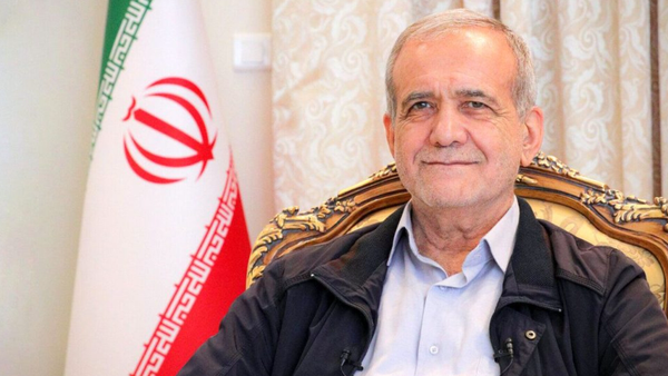 پزشکیان: ۲.۵ میلیارد دلار به توسعه کریدورها اختصاص دادیم