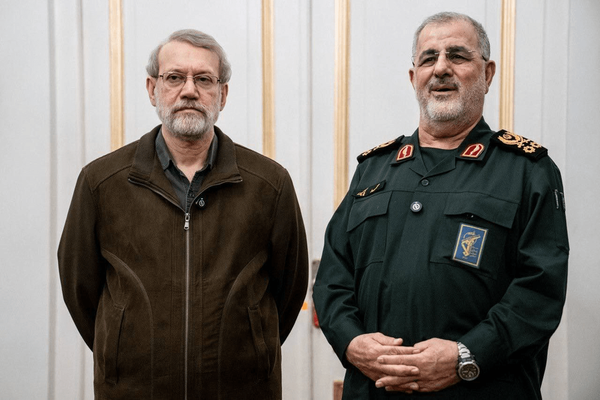 دیدار و گفت‌وگوی علی لاریجانی و سرلشکر پاکپور