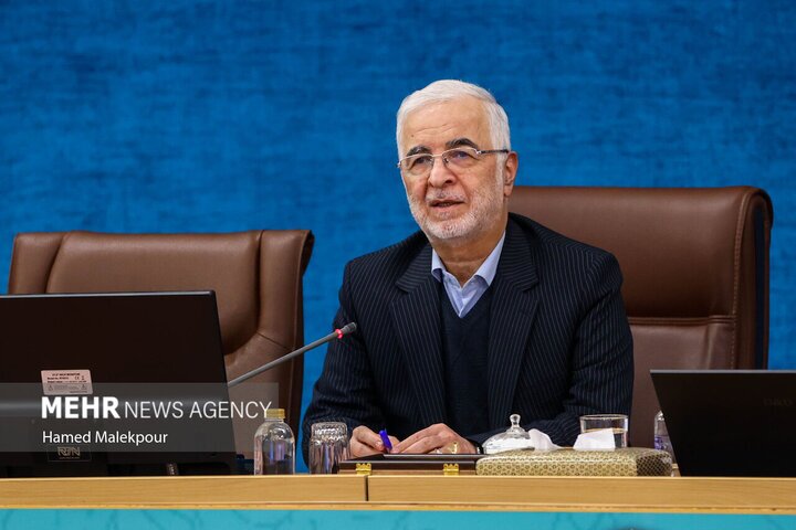 مومنی: دشمن اعتراضات مردم را به آشوب و اقدامات تروریستی تبدیل کرد