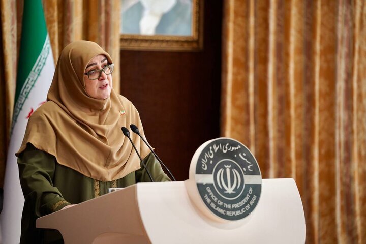 مهاجرانی: در یک جنگ ترکیبی و چند لایه با دشمن هستیم