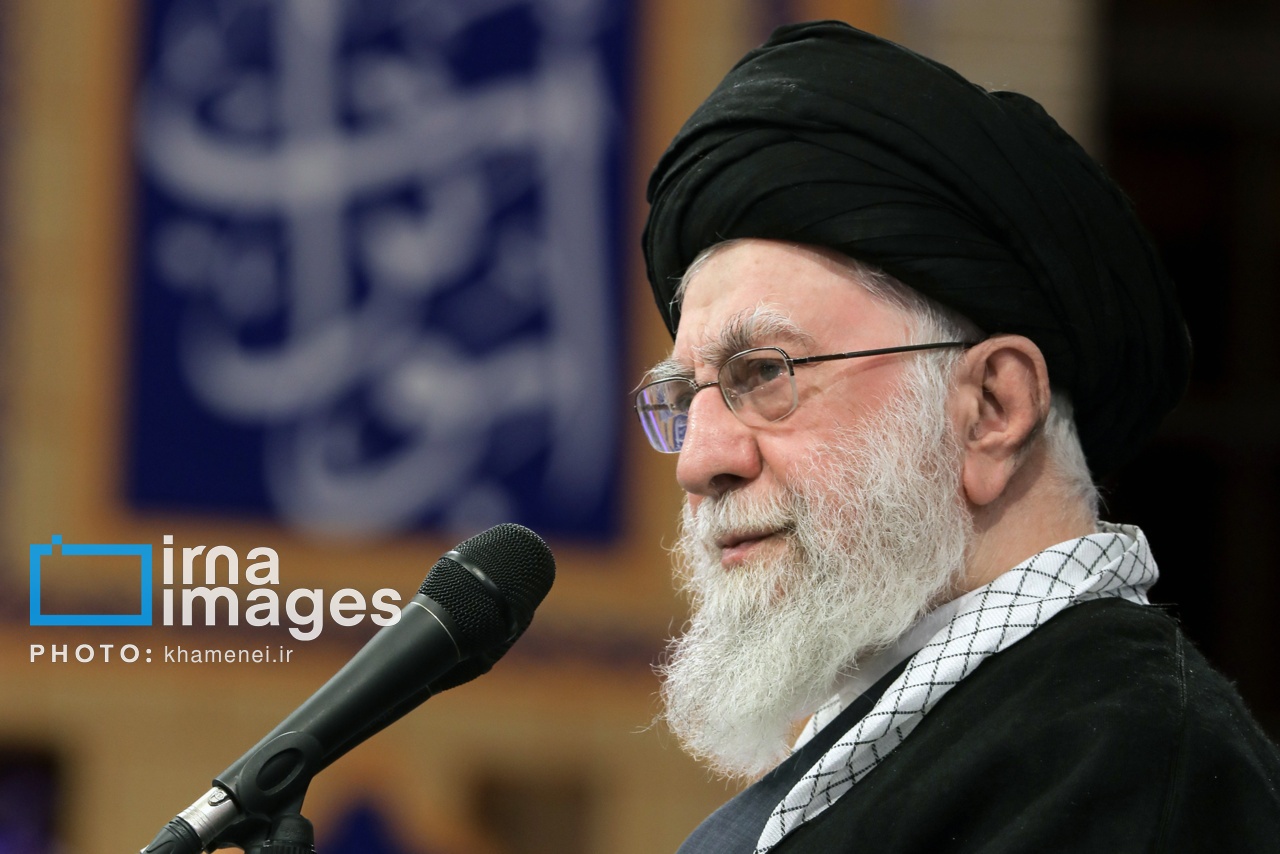 دیپلمات‌های ایرانی: مراتب وفاداری راسخ خود را به رهبر معظم انقلاب اعلام می‌کنیم