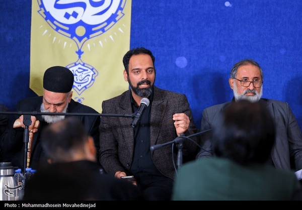 شعر بود، شاعران بودند، آه از آن صندلیِ خالی که صدر مجلس بود
