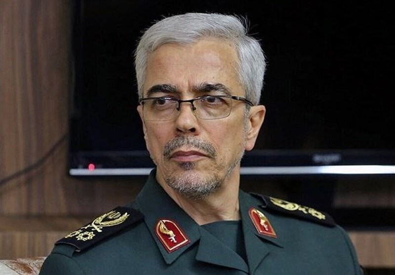 رئیس ستادکل نیروهای مسلح: سپاه پناهگاه مستحکم مردم است
