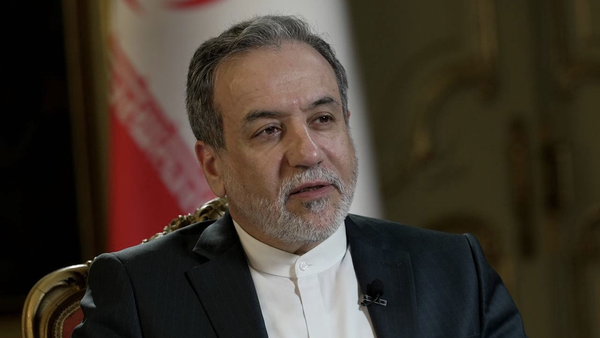 عراقچی: حق داشتن چرخه کامل سوخت هسته‌ای را داریم