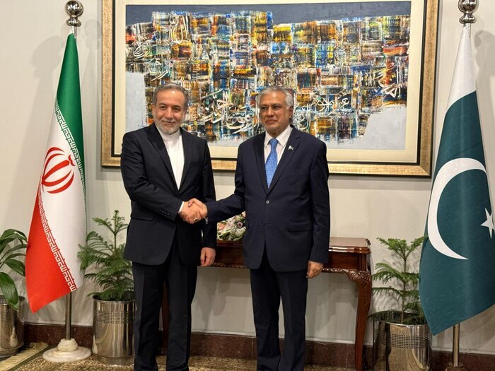 آغاز دیدار رسمی وزیران خارجه ایران و پاکستان