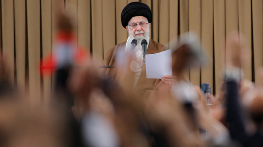 رهبر معظم انقلاب: کارگر یکی از ستون‌های اصلی قوام و دوام جامعه است