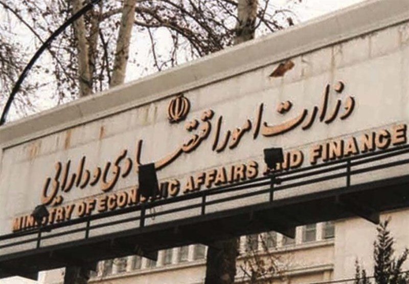 معرفی وزیر اقتصاد به تعویق افتاد