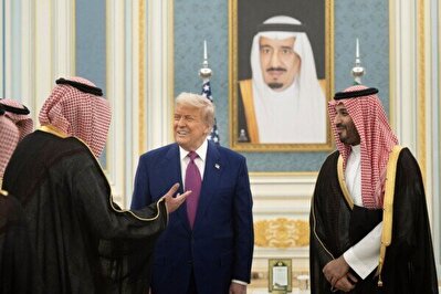 از تحقیرسازی استقلال تا ناجی سازی از آمریکا!